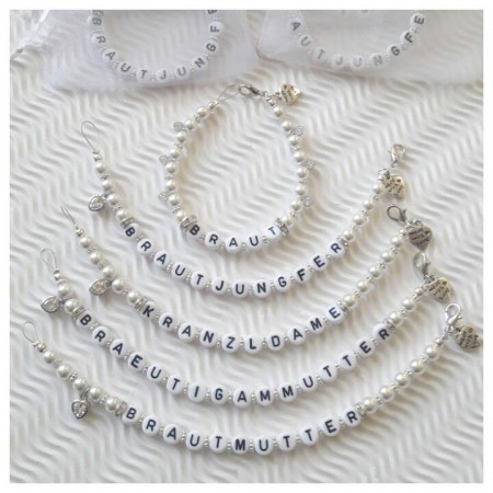 Für eine ganz liebe Freundin durfte ich zur Hochzeit Armbänder anfertigen !!!